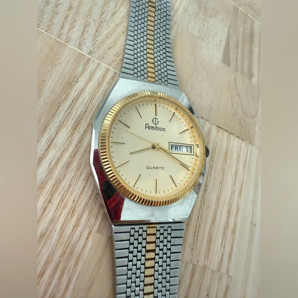 Vintage Armitron men’s two tone dress watch NEW BATTERY